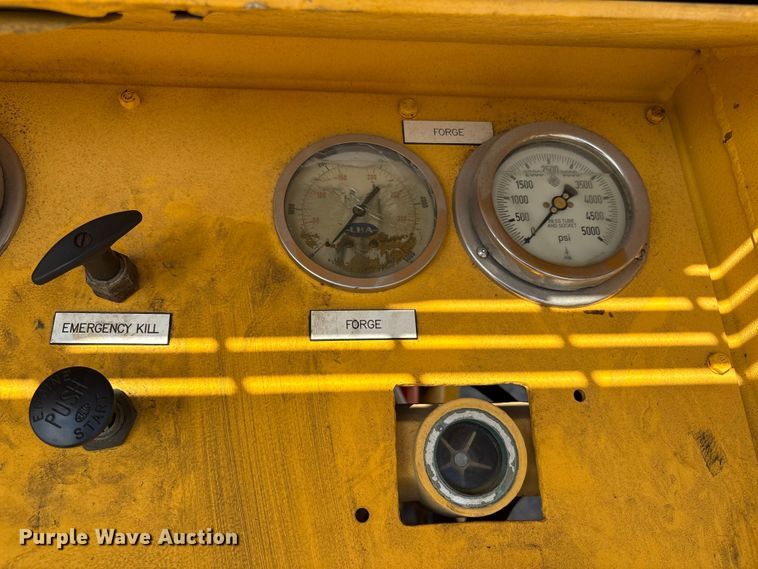 image for item EA6980 1999 Berendsen power unit