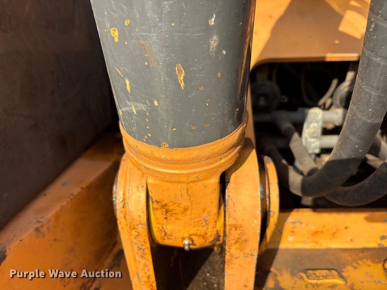 image for item EA7526 2014 Case CX130C excavator