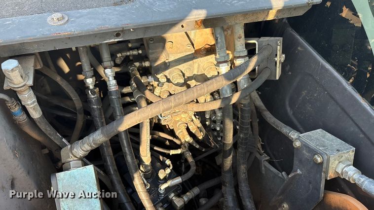 image for item EA7526 2014 Case CX130C excavator