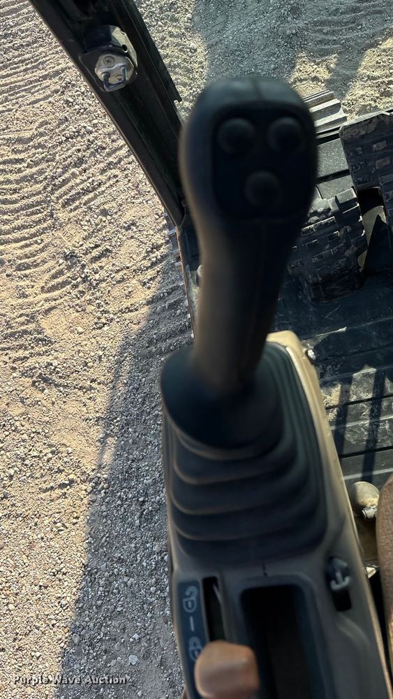 image for item EA7526 2014 Case CX130C excavator