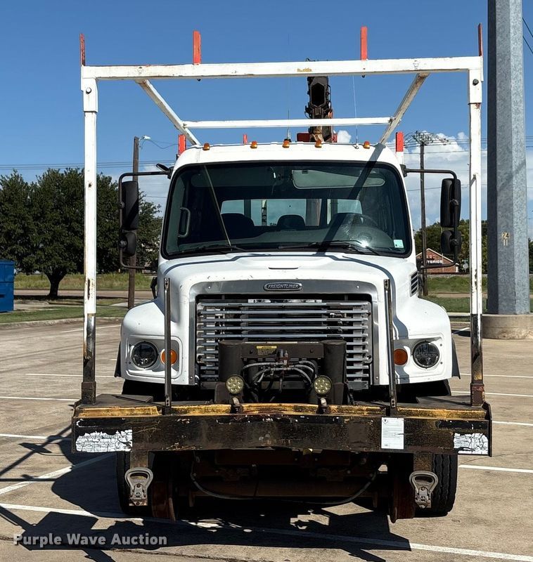 image for item EA7538 2007 Freightliner Business Class M2 crane truck