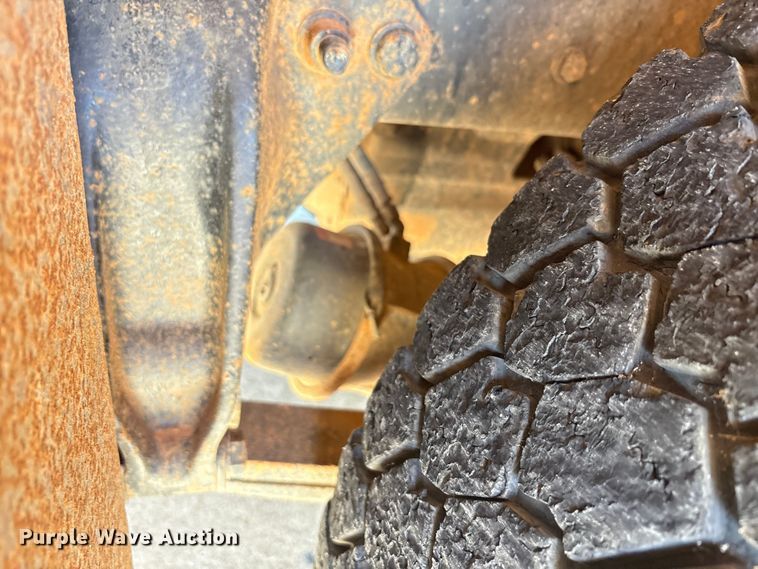 image for item EA7538 2007 Freightliner Business Class M2 crane truck