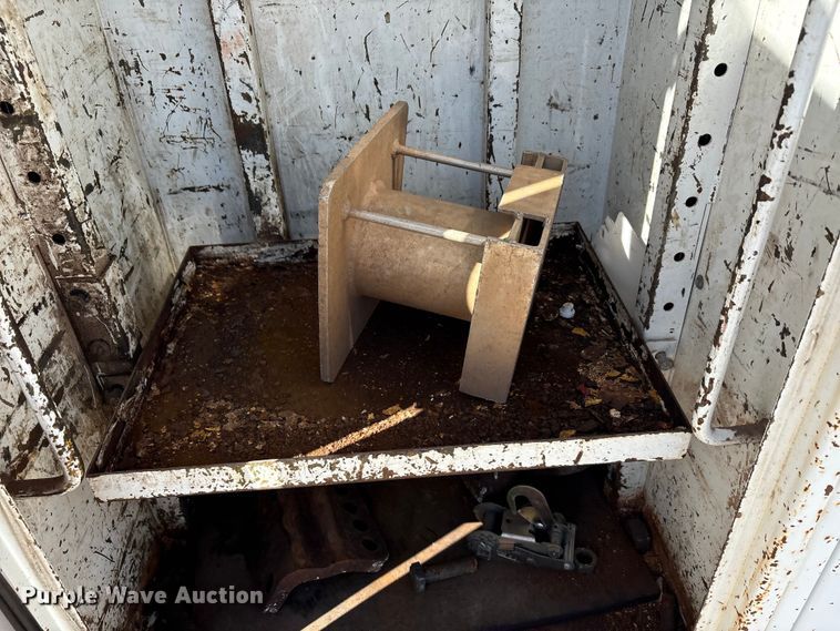 image for item EA7538 2007 Freightliner Business Class M2 crane truck