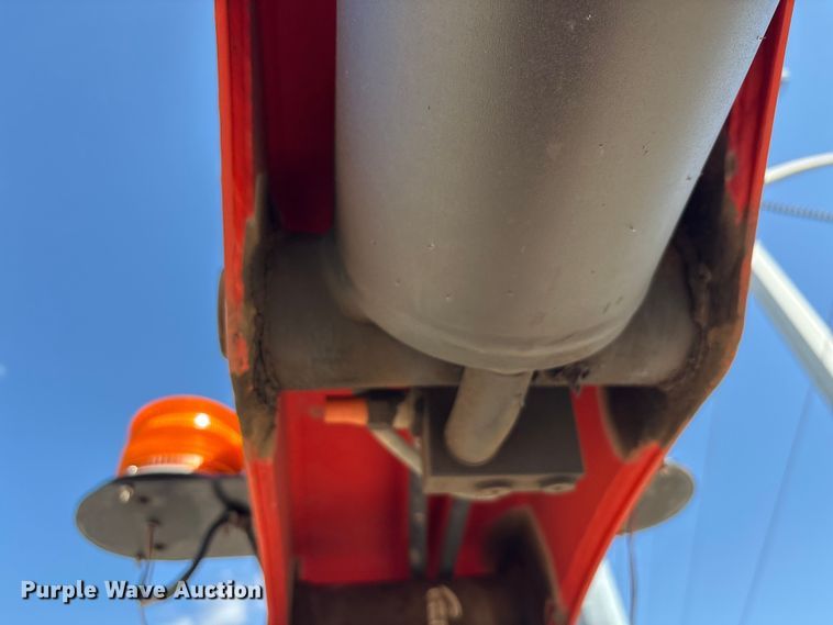 image for item EA7538 2007 Freightliner Business Class M2 crane truck