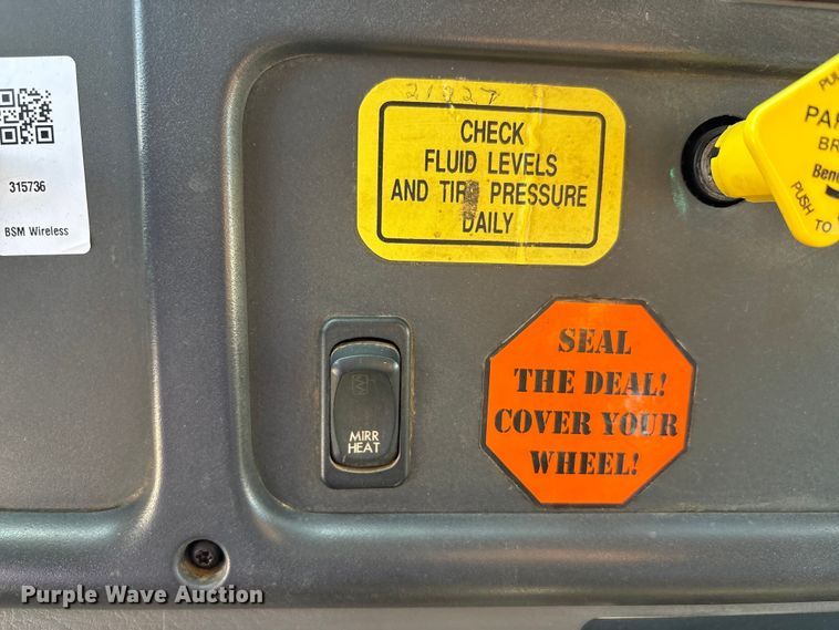 image for item EA7538 2007 Freightliner Business Class M2 crane truck