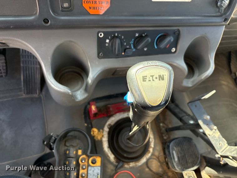 image for item EA7538 2007 Freightliner Business Class M2 crane truck