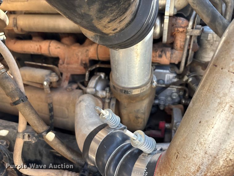 image for item EA7538 2007 Freightliner Business Class M2 crane truck