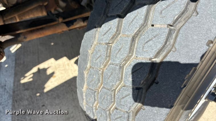 image for item EA7538 2007 Freightliner Business Class M2 crane truck