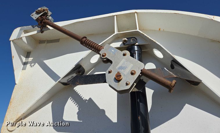 image for item EB1040 2008 SmithCo MH2-42-36 side dump trailer