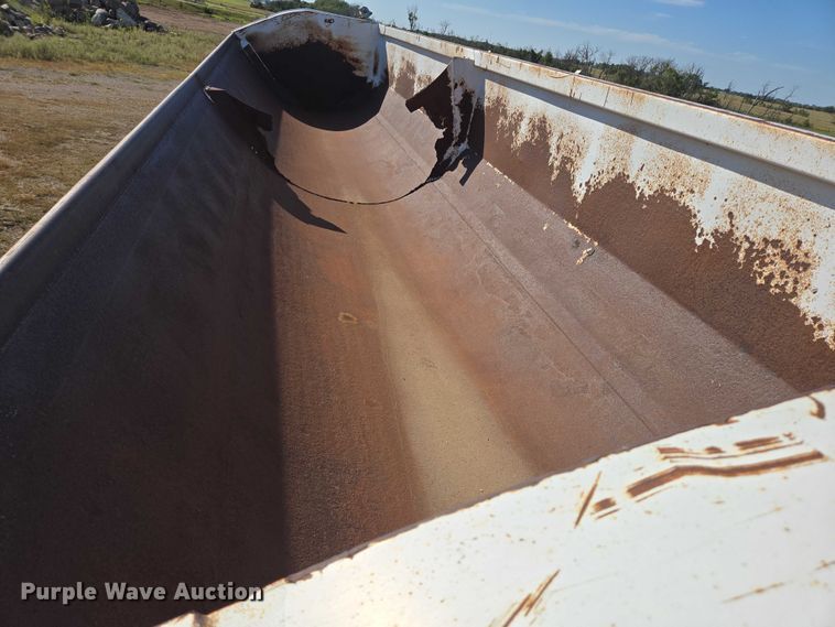 image for item EB1040 2008 SmithCo MH2-42-36 side dump trailer