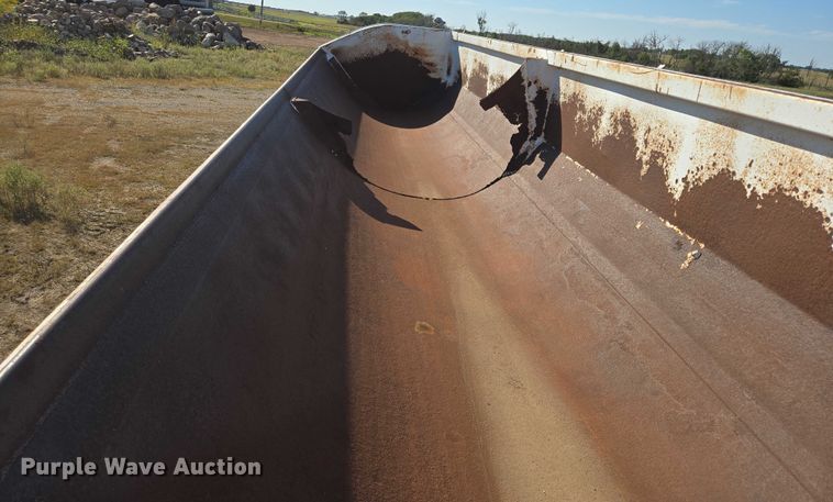 image for item EB1040 2008 SmithCo MH2-42-36 side dump trailer