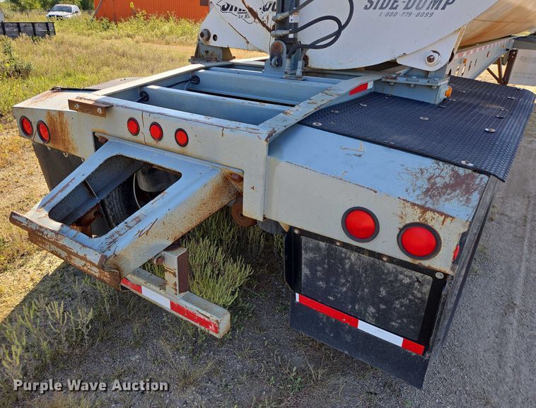 image for item EB1040 2008 SmithCo MH2-42-36 side dump trailer