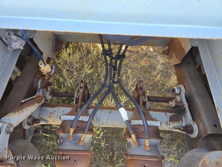 image for item EB1040 2008 SmithCo MH2-42-36 side dump trailer