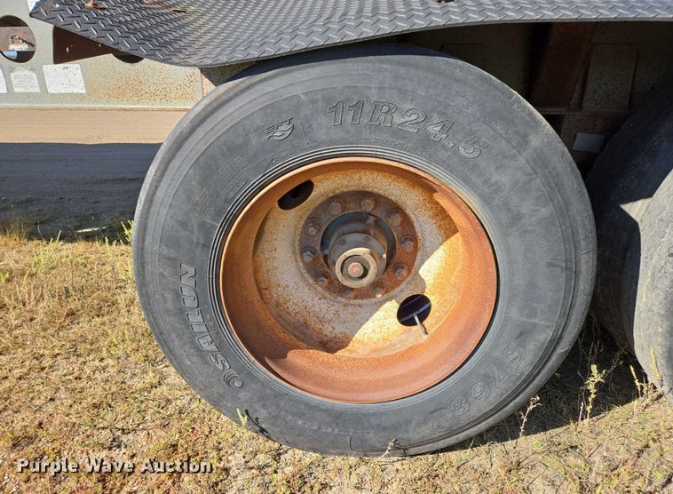 image for item EB1040 2008 SmithCo MH2-42-36 side dump trailer