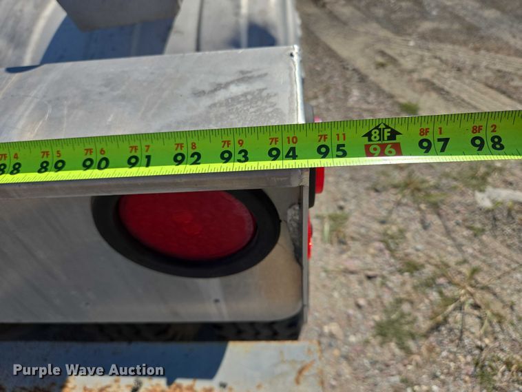 image for item EB1041 1987 Fruehauf pneumatic dry bulk trailer