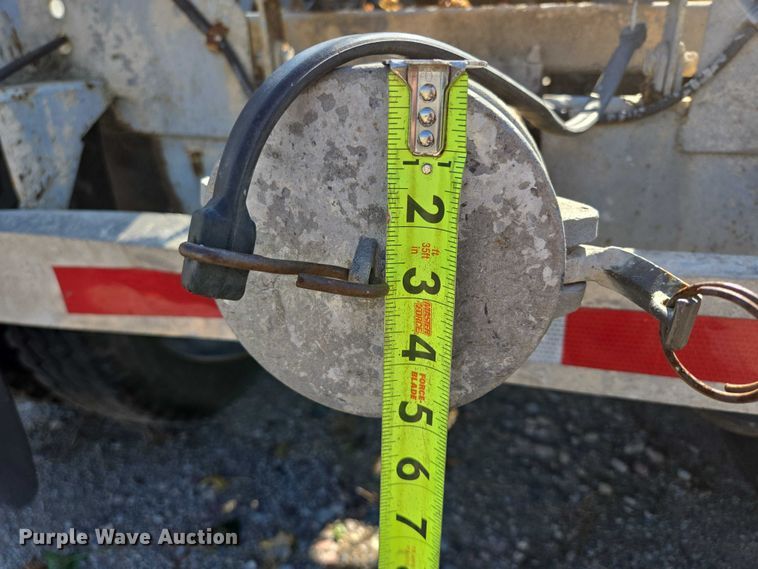 image for item EB1041 1987 Fruehauf pneumatic dry bulk trailer