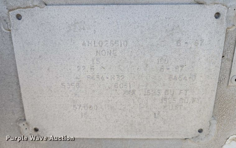 image for item EB1041 1987 Fruehauf pneumatic dry bulk trailer