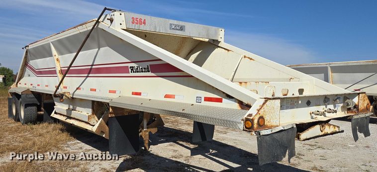 image for item EB1042 2007 Midland MG40TC2000 bottom dump trailer