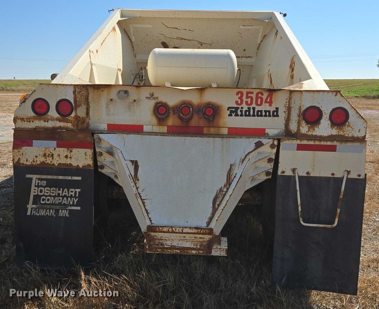 image for item EB1042 2007 Midland MG40TC2000 bottom dump trailer