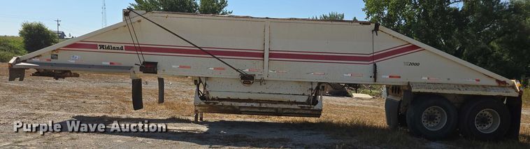 image for item EB1042 2007 Midland MG40TC2000 bottom dump trailer