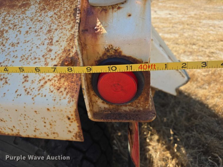 image for item EB1042 2007 Midland MG40TC2000 bottom dump trailer