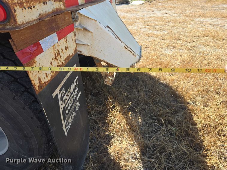 image for item EB1042 2007 Midland MG40TC2000 bottom dump trailer