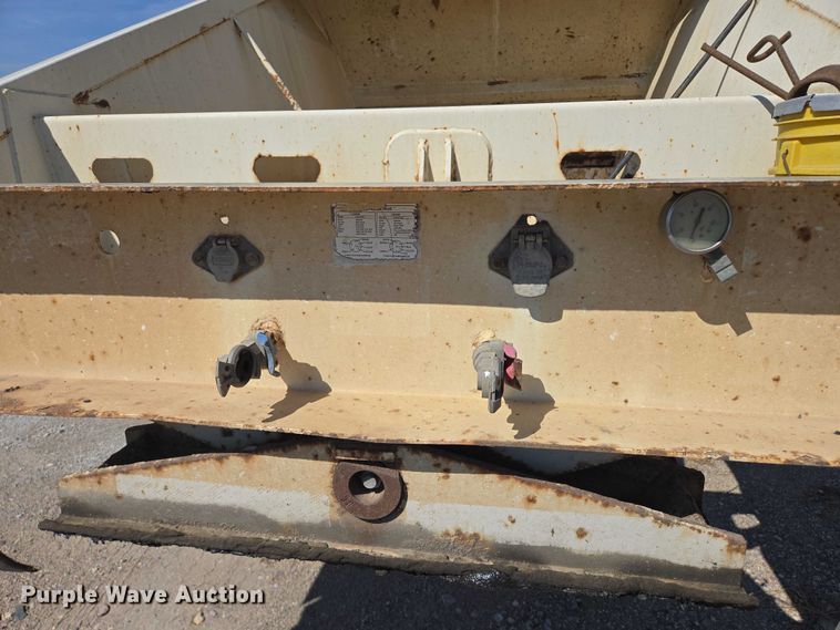 image for item EB1043 2007 Midland MG40TC2000 bottom dump trailer