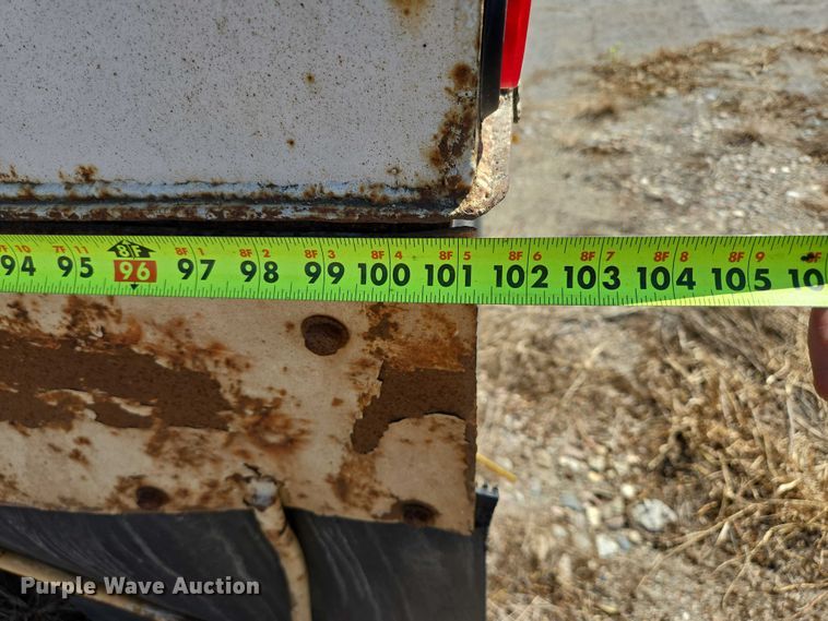 image for item EB1043 2007 Midland MG40TC2000 bottom dump trailer