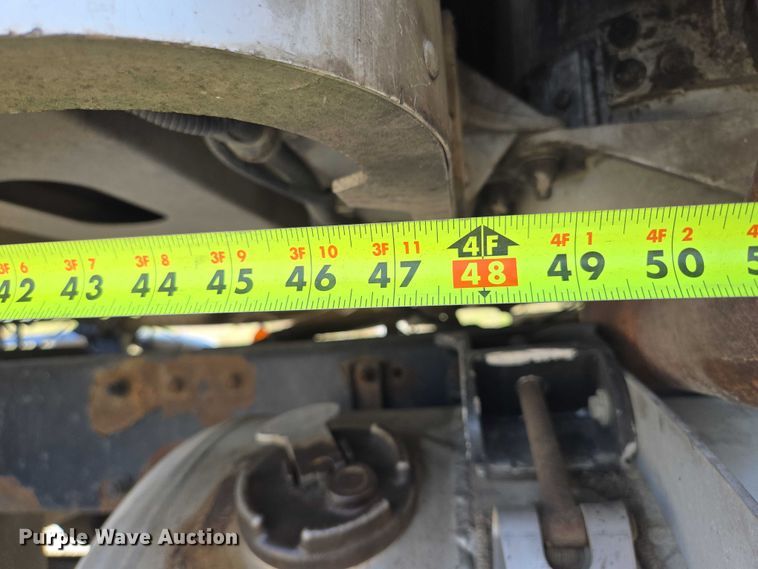 image for item EB1044 2000 Peterbuilt 377 semi truck