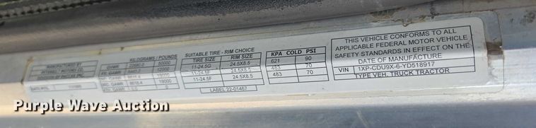 image for item EB1044 2000 Peterbuilt 377 semi truck