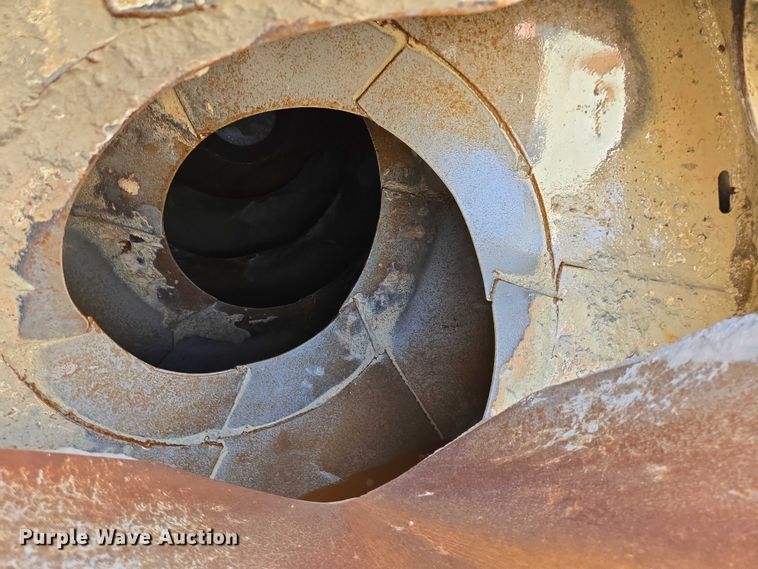 image for item EB1045 2013 International WorkStar 7600 SFA ready mix truck