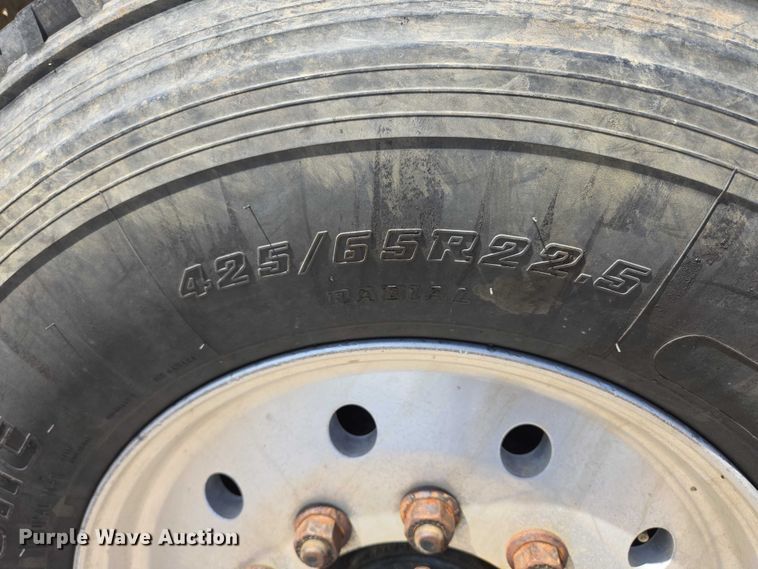 image for item EB1045 2013 International WorkStar 7600 SFA ready mix truck