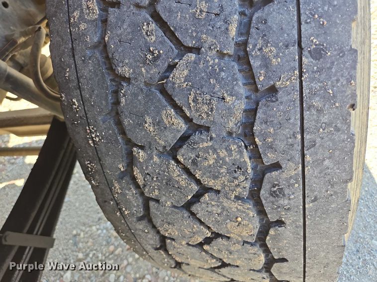 image for item EB1045 2013 International WorkStar 7600 SFA ready mix truck