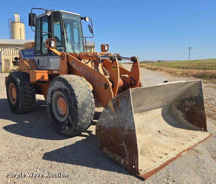 image for item EB1046 1997 Fiat-Allis FR130.2 wheel loader