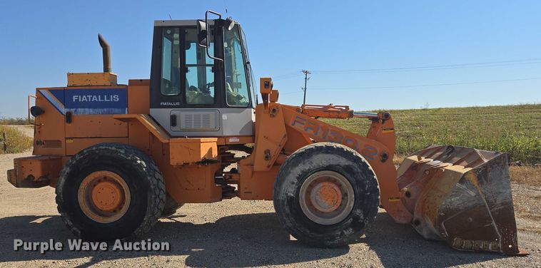 image for item EB1046 1997 Fiat-Allis FR130.2 wheel loader