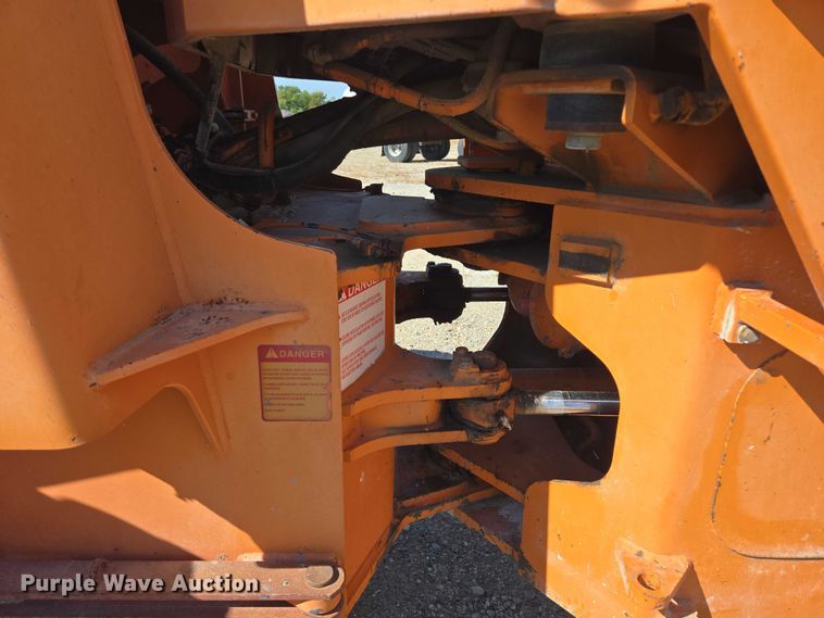 image for item EB1046 1997 Fiat-Allis FR130.2 wheel loader