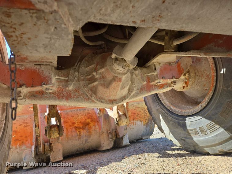 image for item EB1046 1997 Fiat-Allis FR130.2 wheel loader