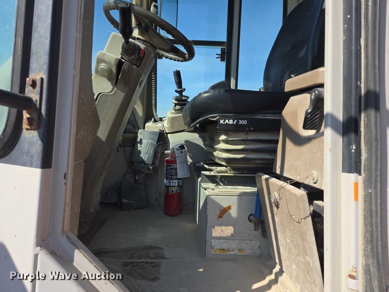 image for item EB1046 1997 Fiat-Allis FR130.2 wheel loader