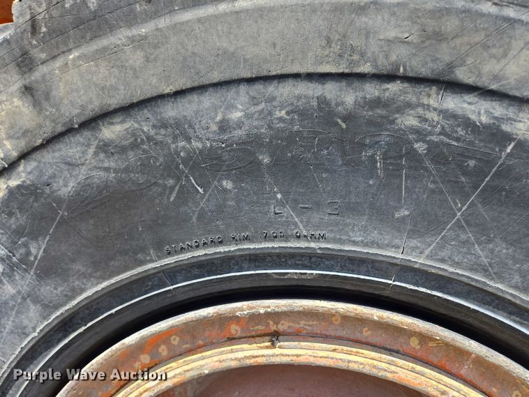 image for item EB1046 1997 Fiat-Allis FR130.2 wheel loader