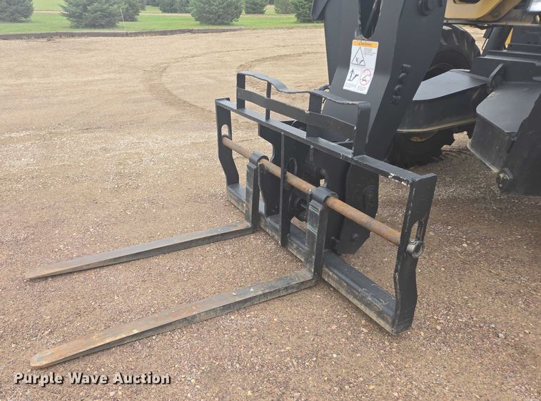 image for item EB1047 2011 Caterpillar TL1255 telehandler