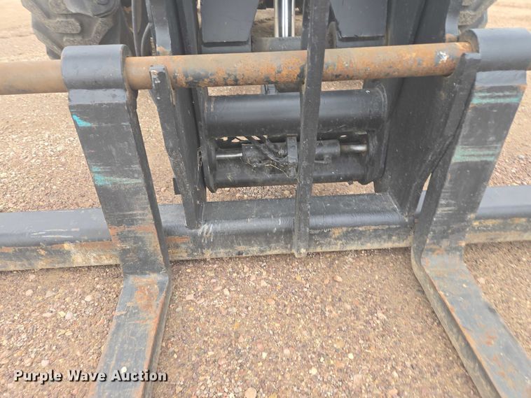 image for item EB1047 2011 Caterpillar TL1255 telehandler