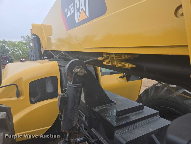 image for item EB1047 2011 Caterpillar TL1255 telehandler