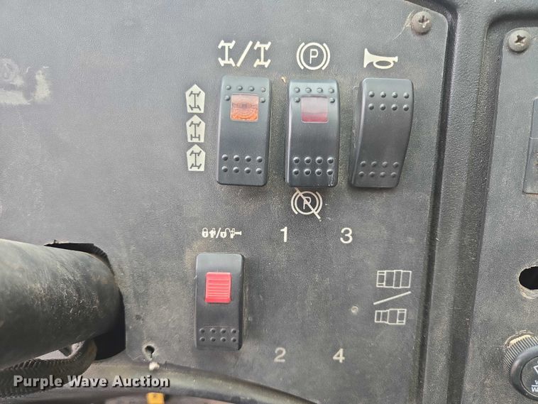 image for item EB1047 2011 Caterpillar TL1255 telehandler