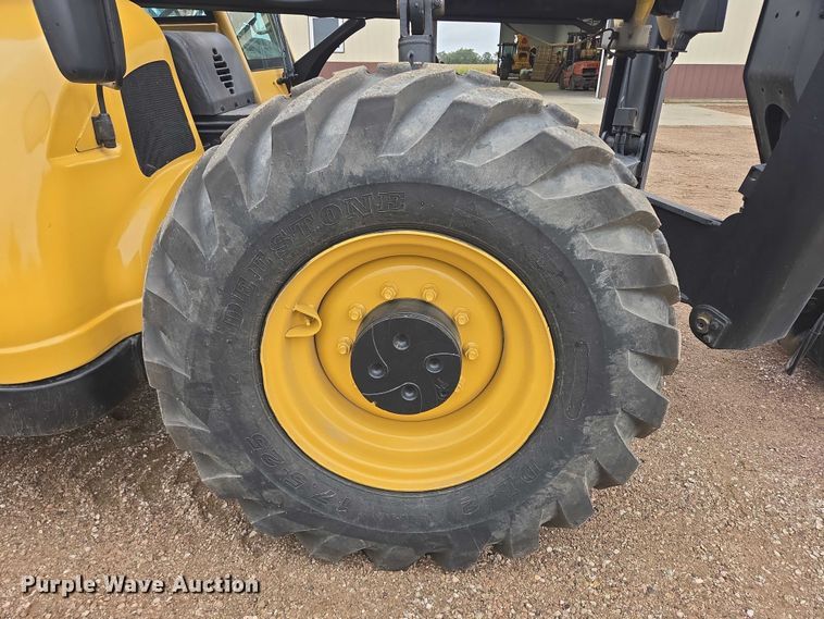 image for item EB1047 2011 Caterpillar TL1255 telehandler