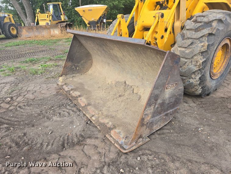 image for item EB1049 1966 Caterpillar 966B wheel loader