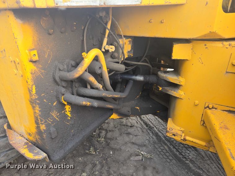 image for item EB1049 1966 Caterpillar 966B wheel loader