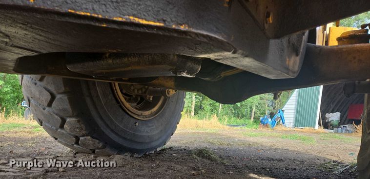 image for item EB1049 1966 Caterpillar 966B wheel loader