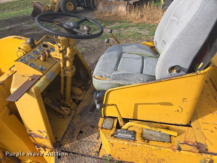 image for item EB1049 1966 Caterpillar 966B wheel loader