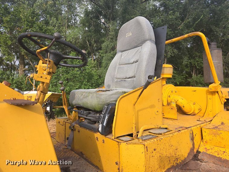 image for item EB1049 1966 Caterpillar 966B wheel loader