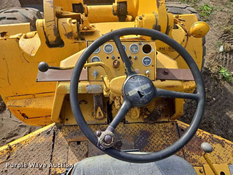 image for item EB1049 1966 Caterpillar 966B wheel loader